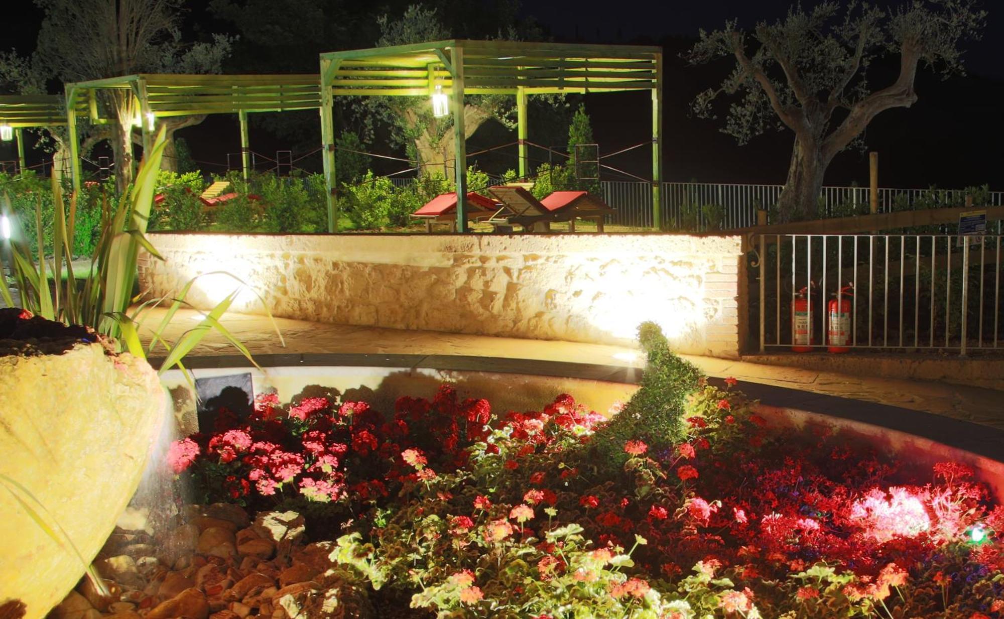 Spa Resort Fonte Alla Lepre 리파벨라 외부 사진